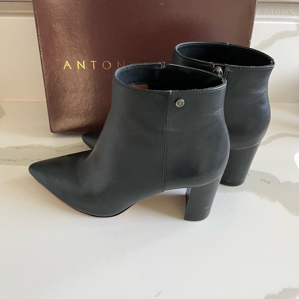 ANTONIO MELANI Black Ankle Booties